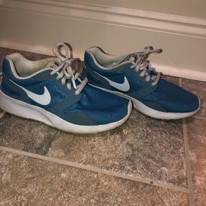 Blue Nike Tennis Shoes